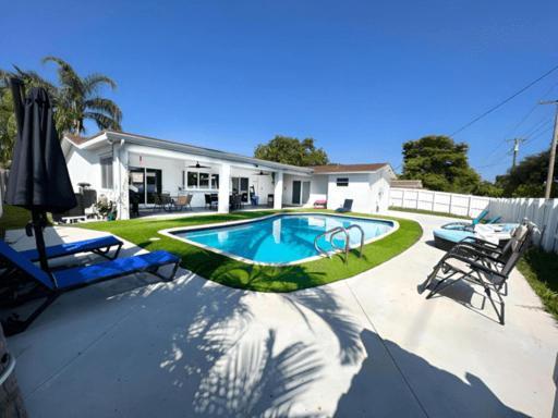 Luxurious & Modern Open Floor Plan Heated Pool Villa Hollywood Exteriör bild