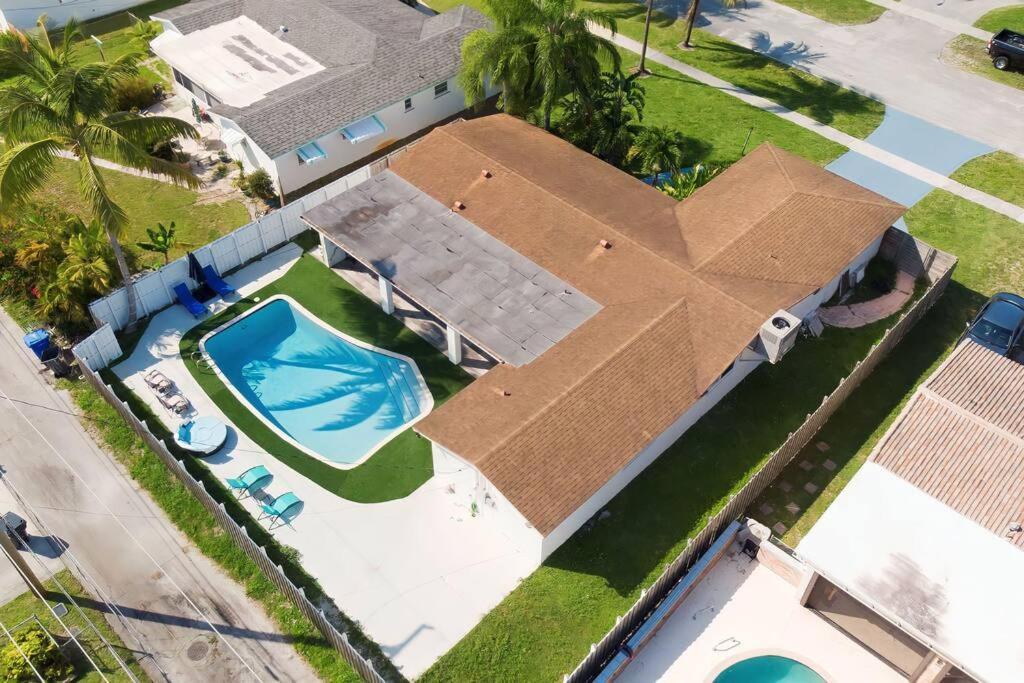 Luxurious & Modern Open Floor Plan Heated Pool Villa Hollywood Exteriör bild