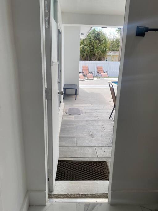 Luxurious & Modern Open Floor Plan Heated Pool Villa Hollywood Exteriör bild
